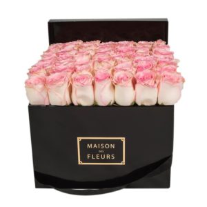 Нежно-розовые розы Maison des Fleurs