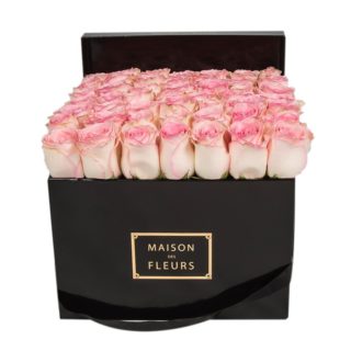 Нежно-розовые розы Maison des Fleurs