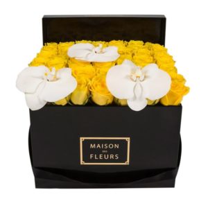 Цветы в коробке Maison Des Fleurs